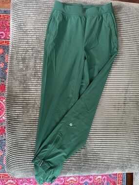 lululemon dark green active jogger pants